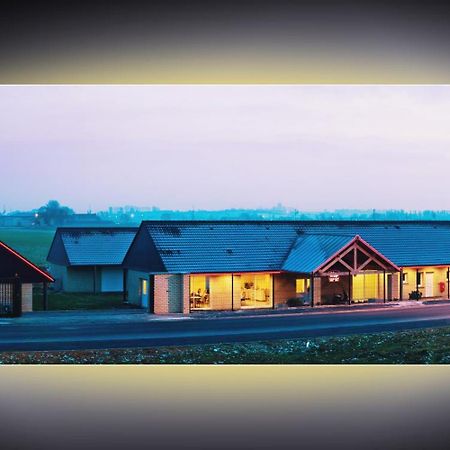 Hotel Fleur De Lys Hazebrouck Ngoại thất bức ảnh