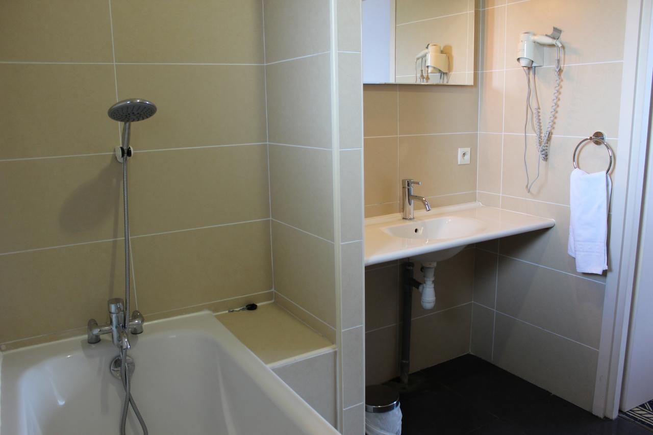 Hotel Fleur De Lys Hazebrouck Ngoại thất bức ảnh