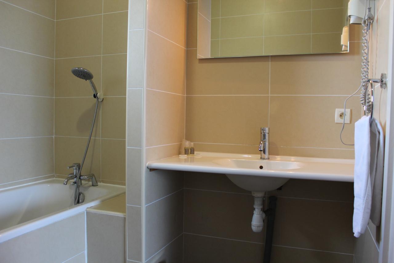 Hotel Fleur De Lys Hazebrouck Ngoại thất bức ảnh